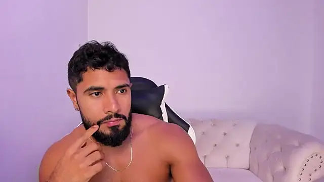 Santiago_huntt live sex cam