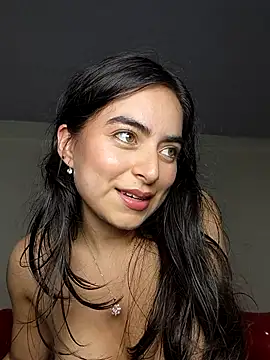 saasha_Petit live sex cam