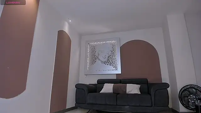 MilaVelvet_ live sex cam