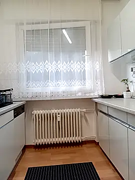 Aleioji10 live sex cam