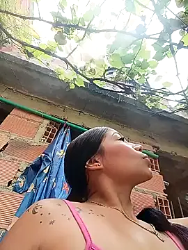 Rous-squir live sex cam