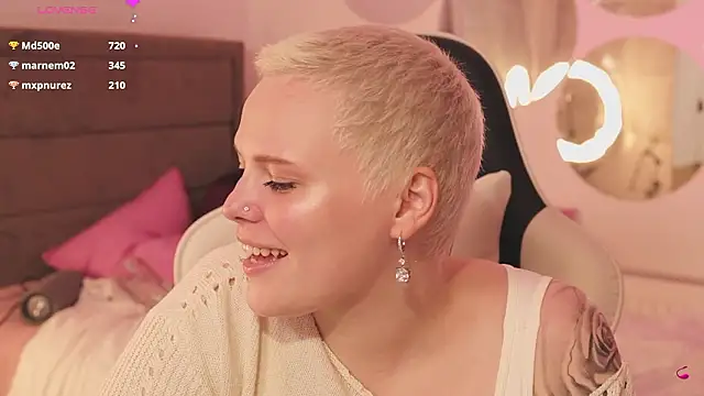 LikaBerry1 live sex cam