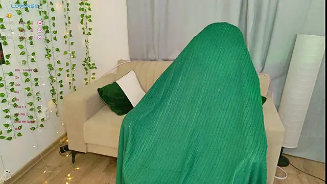 cold_blondie's cam snapshot