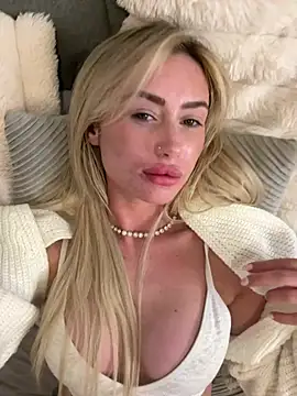 SexySaraxxoo's cam snapshot