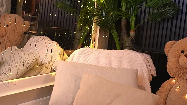 LuxenNoir's cam snapshot