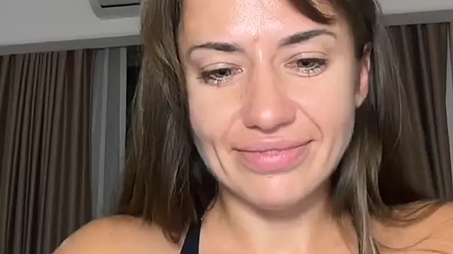 Roriann's cam snapshot