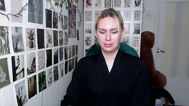 CapriScorpion live sex cam