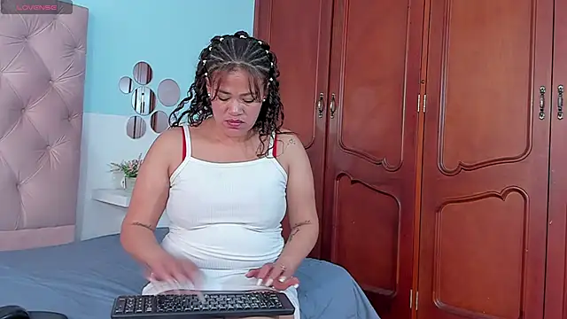 Zoe_grey0's cam snapshot