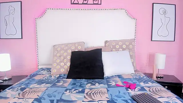 Isabella_moreau's cam snapshot