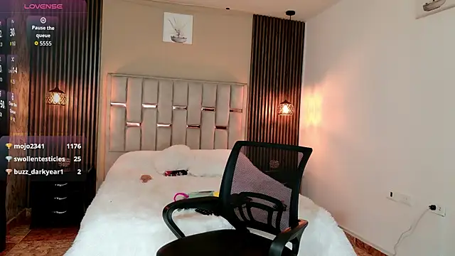 Flor_Gil live sex cam