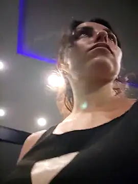 Izabella_Bella live sex cam