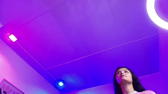 Maddie_T18's cam snapshot