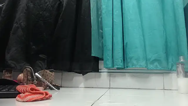 Hanna_Wilson1's cam snapshot