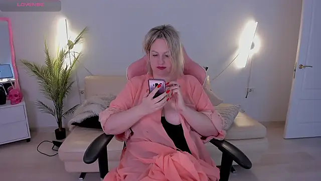 MariemLui's cam snapshot