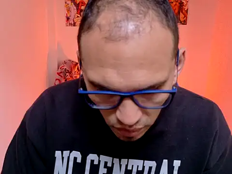 DOBLEWYOSK69G's cam snapshot