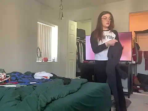 Intothewoodswego's cam snapshot