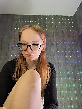 coy_girl_'s cam snapshot