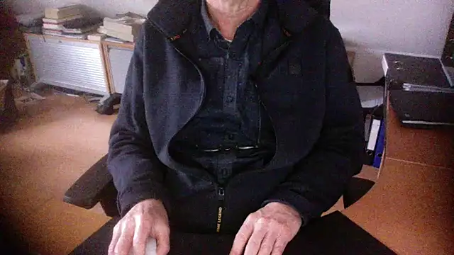 outlaw200's cam snapshot