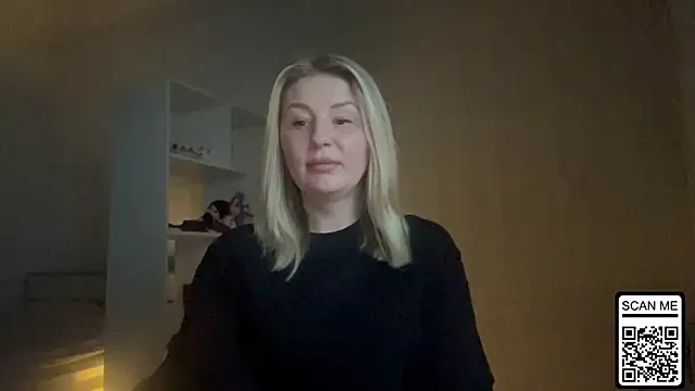 Blondie_xoxoxo's cam snapshot