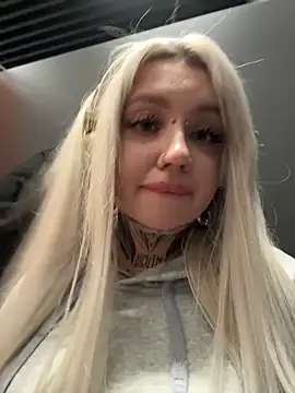 Chiibi's cam snapshot