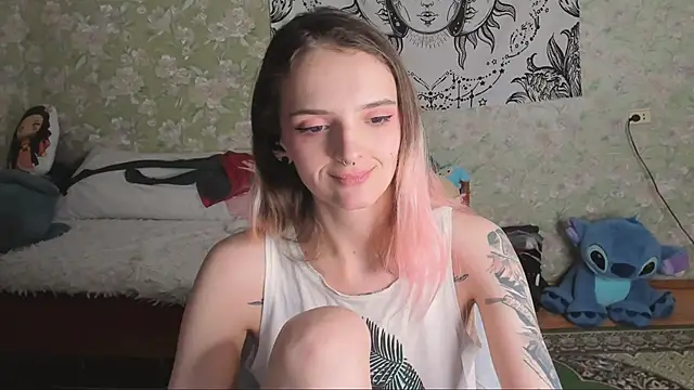 Cutie_Adelia's cam snapshot