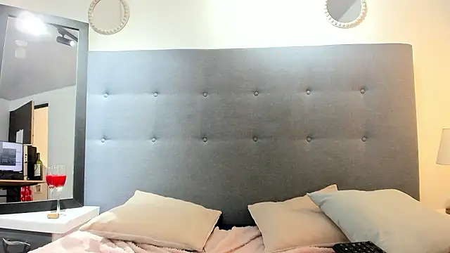 Valery_Synn's cam snapshot