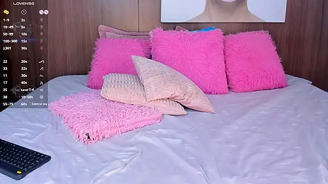 ImaniOkoye's cam snapshot