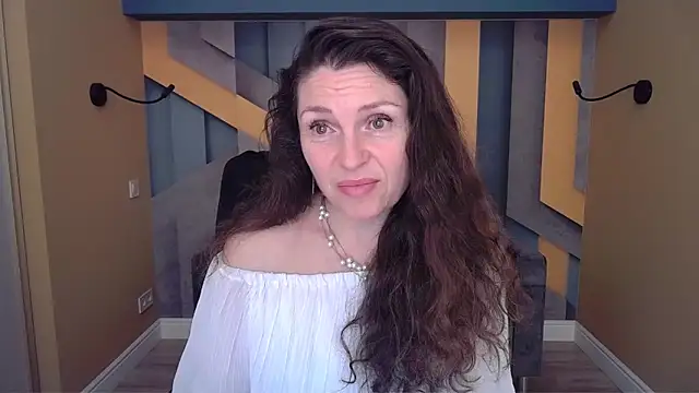 EllaLong's cam snapshot