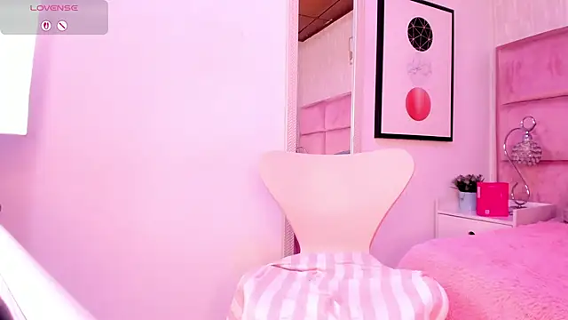 Janah_Myers's cam snapshot