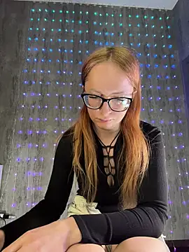 coy_girl_'s cam snapshot