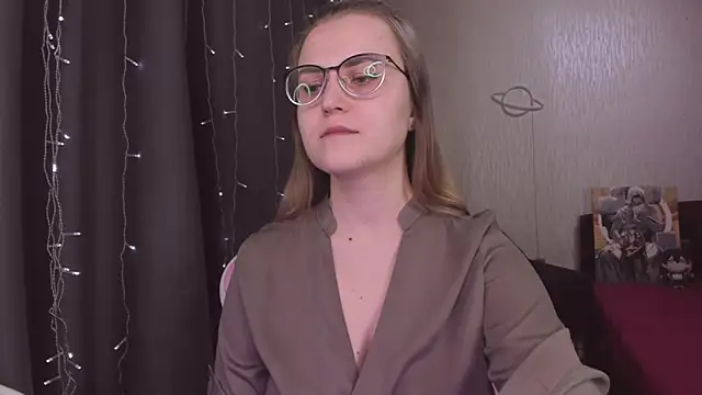 MissBrightShine's cam snapshot