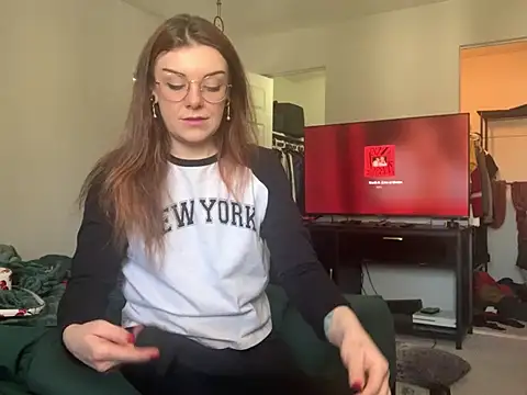 Intothewoodswego's cam snapshot