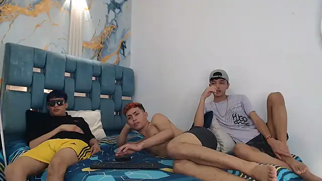 VERY_HOT_GUYS live sex cam