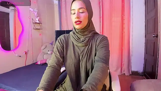 ShanaJamil live sex cam