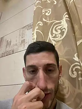 Gionnytav live sex cam