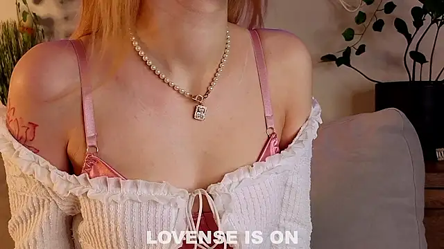 AngelicRice live sex cam