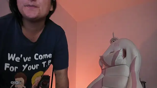 EmaTramel1's cam snapshot