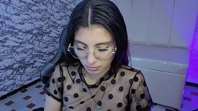 Cristal_love_v's cam snapshot