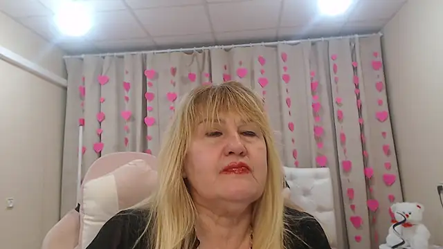 EmmaEllison's cam snapshot