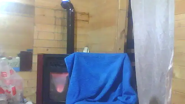 Luanatrav1 live sex cam