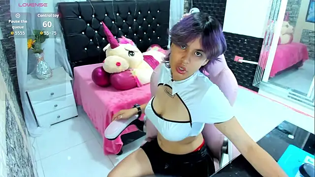 violeth_lockma's cam snapshot