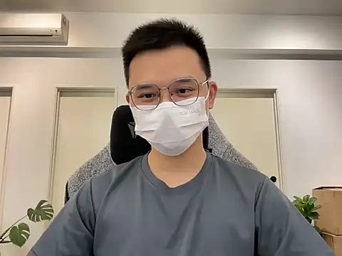 bigdomdomsss's cam snapshot