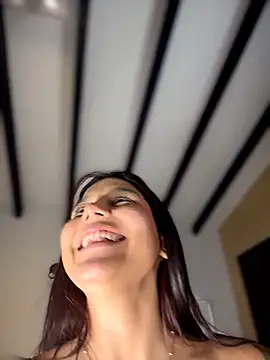 CherrySmirkXXX live sex cam