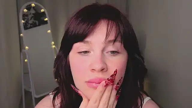 KellyMoussi's cam snapshot