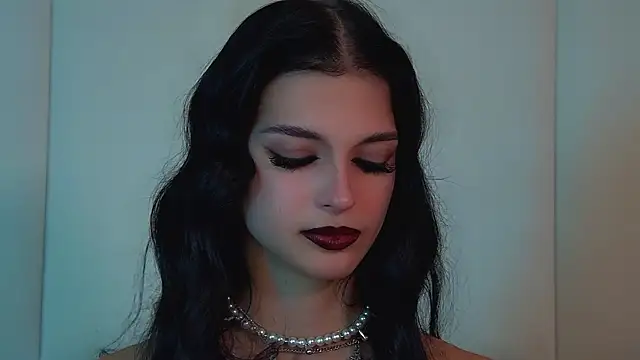 BeverlyMost's cam snapshot