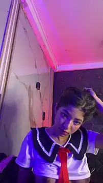 Aron_and_molly's cam snapshot