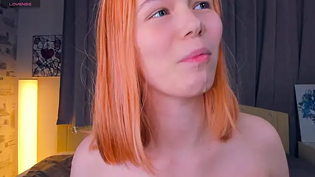 OwlLynn's cam snapshot