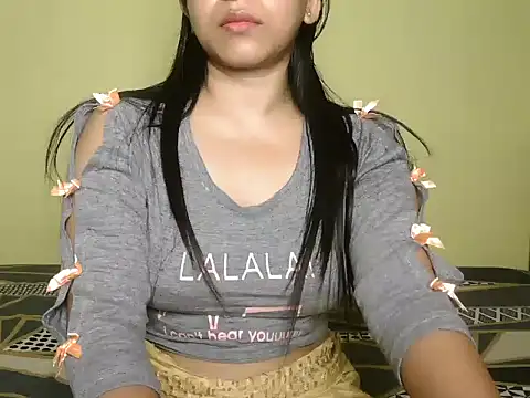 Ishaa_03 live sex cam