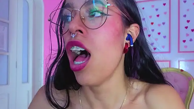 stephania_t's cam snapshot