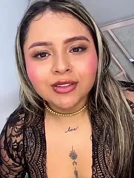 ashley-swift-'s cam snapshot